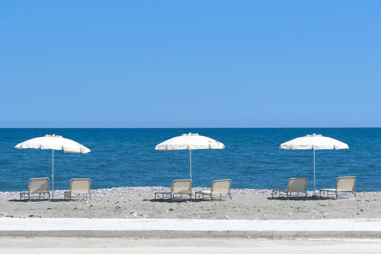 Athina Luxury Villa, With Pool & Walk To The Beach, By Thinkvilla Hriszí Aktí Haniá Kültér fotó